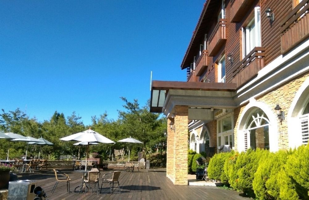 Ailiga Travel Villa Renai Exteriör bild